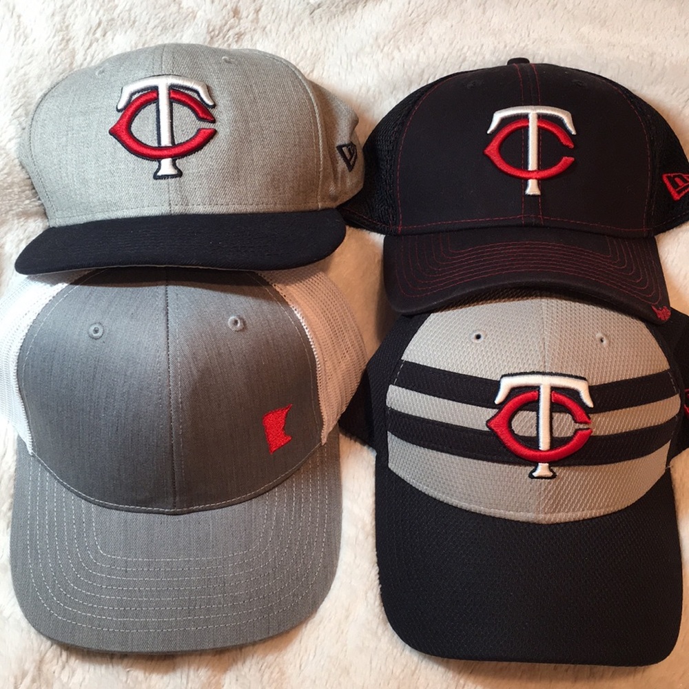 Set of 4 Minnesota baseball hats!